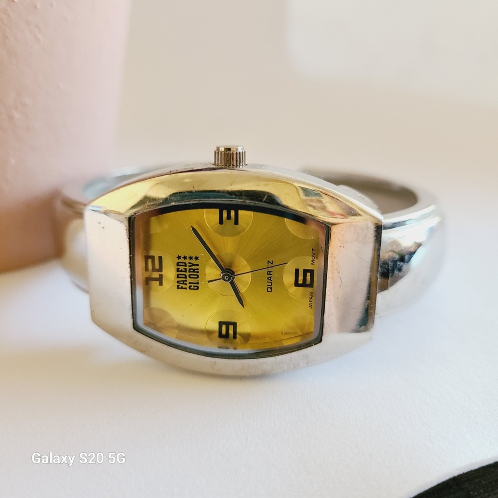Faded Glory Womens Gold Tone Bangle Cuff Watch Quartz Japan Movement Pre-owned